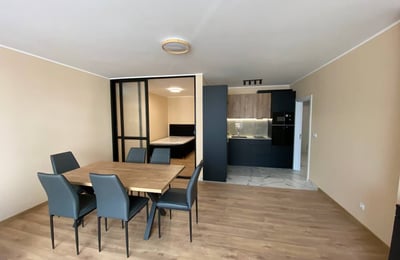 Долгосрочная аренда современной 3-комнатной квартиры, район Бриз, Варна, Болгария